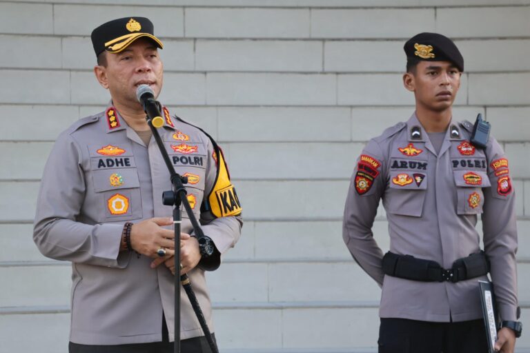 Pimpin Apel Pagi, Kapolresta Pontianak Berikan Apresiasi kepada Personel dalam.pelaksanaan tugas