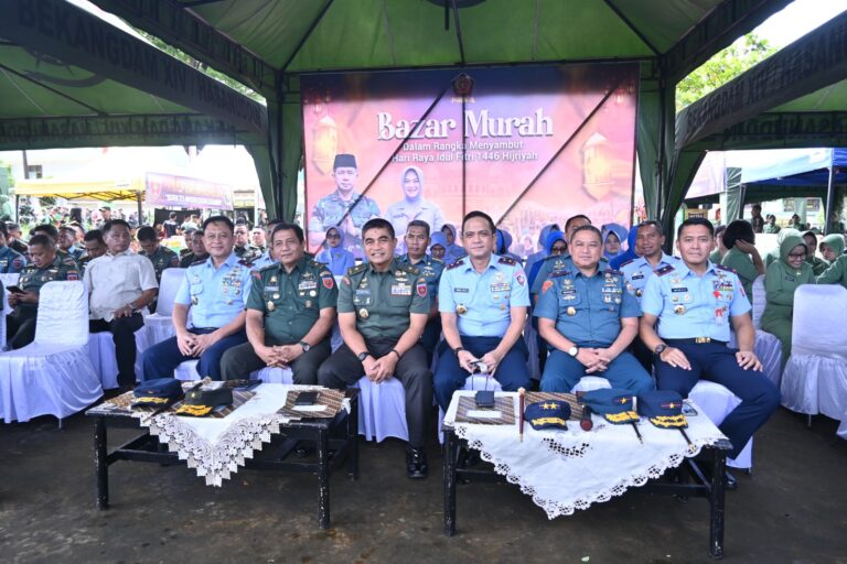 Sahabat New Peduli Bagi Bagi Takjil di Cimahi Jabar