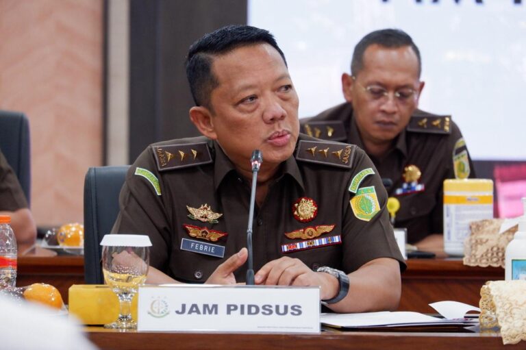 Kejaksaan Agung Memeriksa 6 Orang Saksi Terkait Perkara Minyak Mentah PT Pertamina