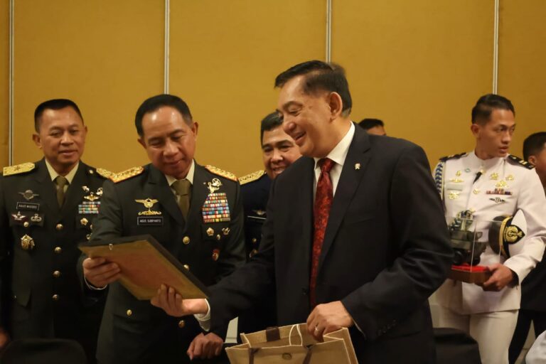 Perkuat Kerjasama Pertahanan, Menhan RI, Panglima TNI, Temui Sekertaris Pertahanan Nasional Filipina