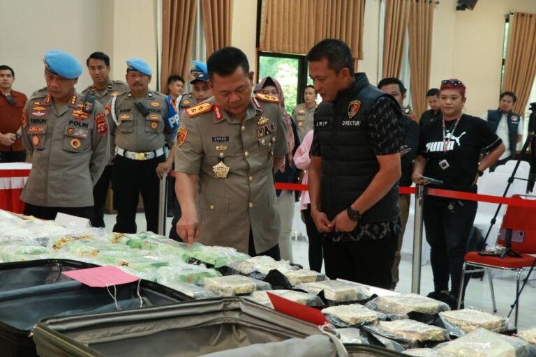 Polda Kaltim Ungkap Peredaran Narkoba di Samarinda-Balikpapan, 8 Orang Jadi Tersangka