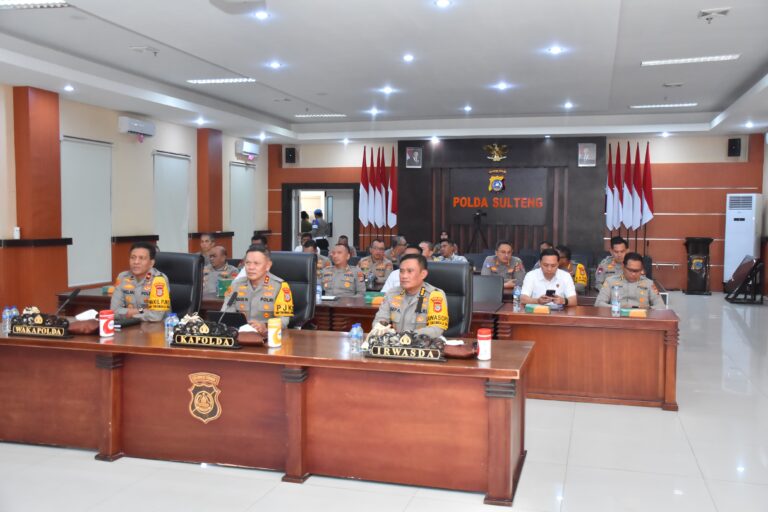 Jelang Hari Buruh, Kapolda Sulteng Hadiri Anev Sitkamtibmas Yang Dipimpin Kapolri