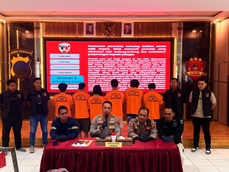 Delapan Dari 17 Taruna Akpol Raih Piala di Kejuaraan Menembak Danjen Kopassus