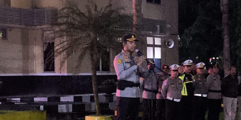 Kapolresta Banyumas Pimpin Apel Patroli Skala Besar, Sasaran Pemberantasan Preman