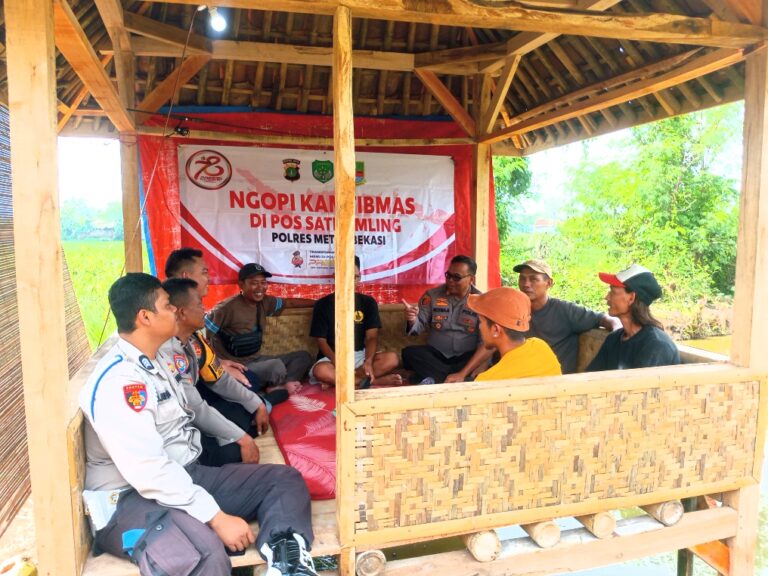 Kapolsek Serang Baru Gelar Ngopi Kamtibmas Berikan Himbauan Kepada Warga