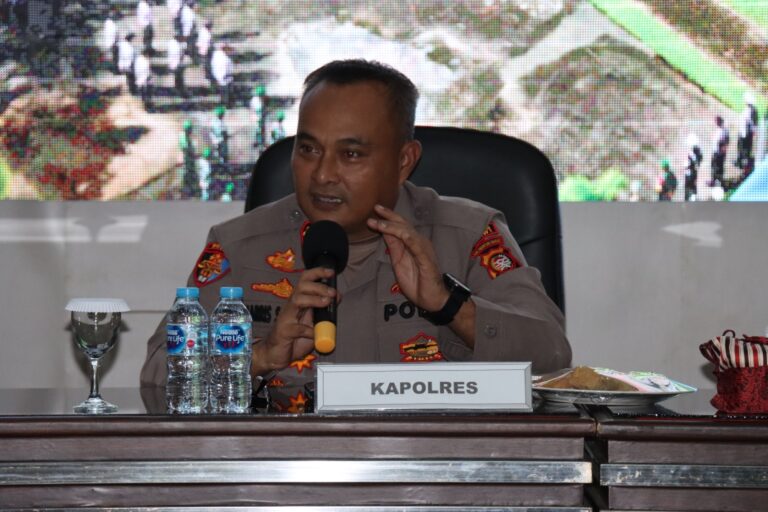 PETI Marak di Melawi: Warga Resah, Polisi Bantah Ada Aktivitas