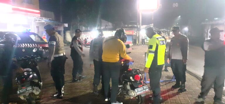 Cegah Gangguan Kamtibmas, Kapolsek Serang Baru Gelar Oprasi Kejahatan Jalanan
