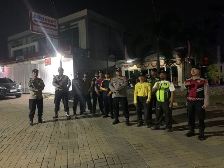 Dalam Jaga Kamtibmas Tetap Aman dan Kondusif, Kapolsek Serang Baru Gelar Patroli Preventif