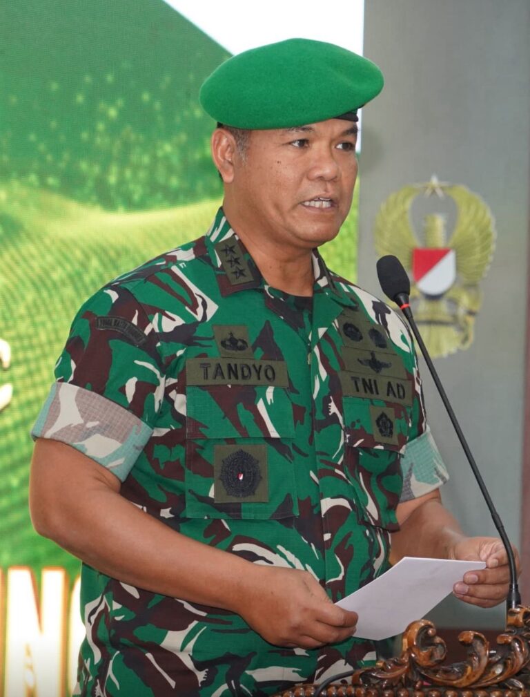 Wakasad : Kehadiran Prajurit Harus Memberikan Rasa Aman