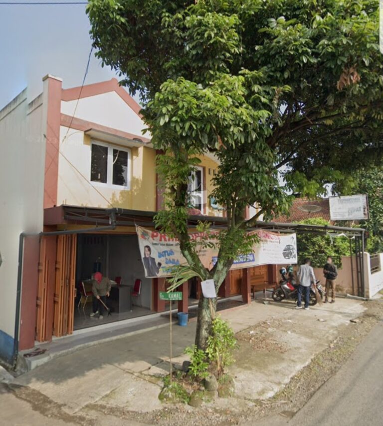 Penarikan kendaraan oleh KSP Primkoppabri Capem Kembaran Kepada Nasabahnya Dilakukan Oleh 6 orang Debt Collector.
