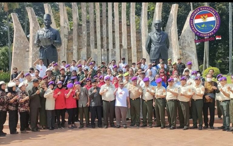 Memperingati Hari Dekrit Presiden Kembali Ke UUD 45 tanggal 5 Juli 1959″