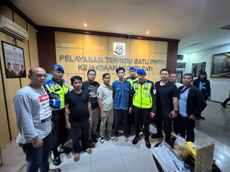 Tim SIRI Kejaksaan Agung Berhasil Amankan DPO Toni Waluyo Perkara Perdagangan Pangan