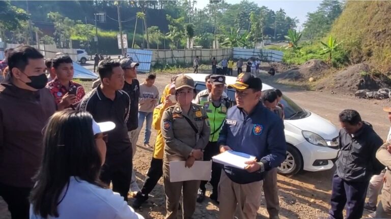 Diduga Tak Adil, Satpol PP Salatiga Hentikan Aktivitas Usaha Sah: Afri Rismawati Tuntut Kepastian Hukum