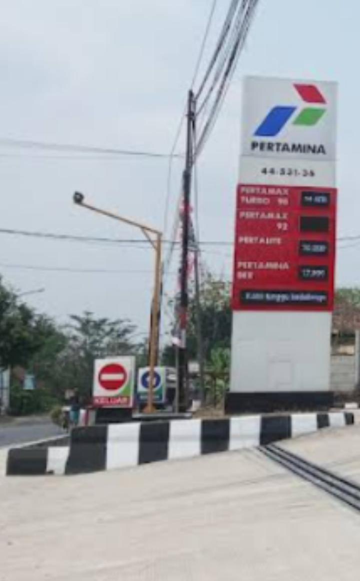 Konsumen Keluhkan Pengisian Di SPBU 44.531.36 Kalibagor, Diduga Jadi Sarang Pengangsu BBM Bersubsidi,