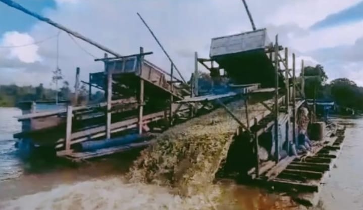 PETI Marak di Lintang Kapuas: Dugaan Kolaborasi Mafia Solar Subsidi dan Oknum Aparat, Penegakan Hukum Dipertanyakan