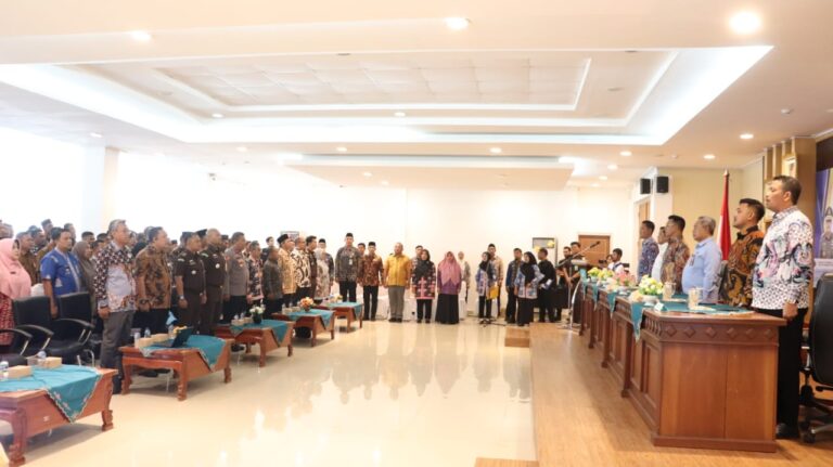 Kajati Kepri Menjadi Narasumber FGD Jaga Desa di Kabupaten Kepulauan Anambas, Tekankan Pentingnya ”Pemahaman Tata Kelola Pemerintahan Yang Baik dan Bersih Dari Praktik Korupsi”.
