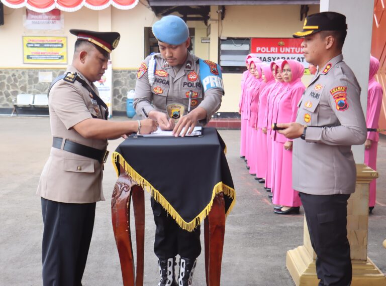 Kapolres Purbalingga Pimpin Sertijab Kabag Perencanaan