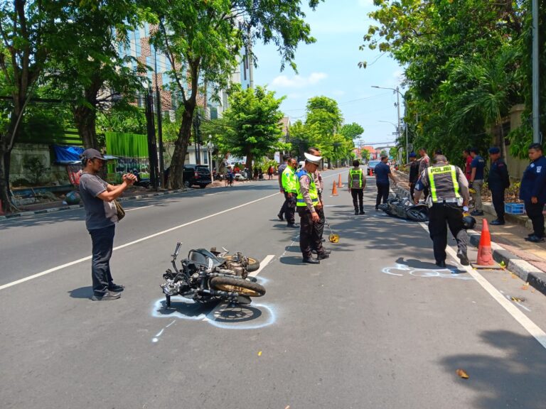 Polisi Gelar Olah TKP Kecelakaan yang Menewaskan Mahasiswa Unnes.