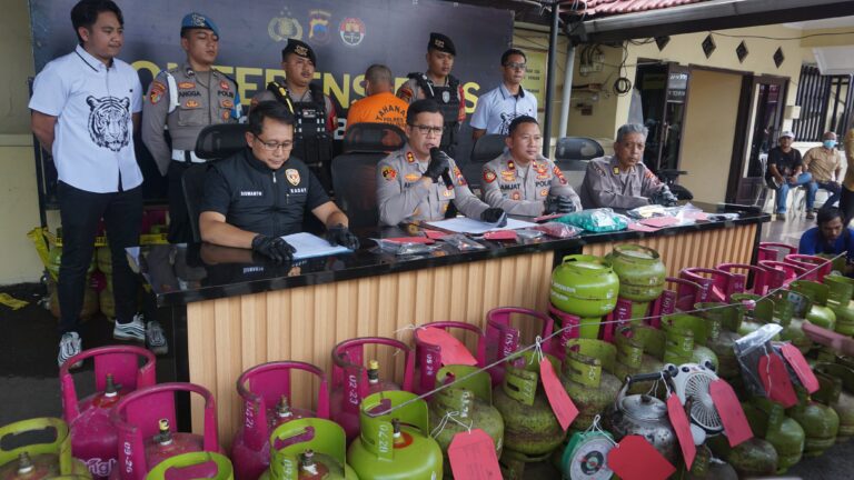 Polres Purbalingga Ringkus Pengoplos Gas LPG Subsidi
