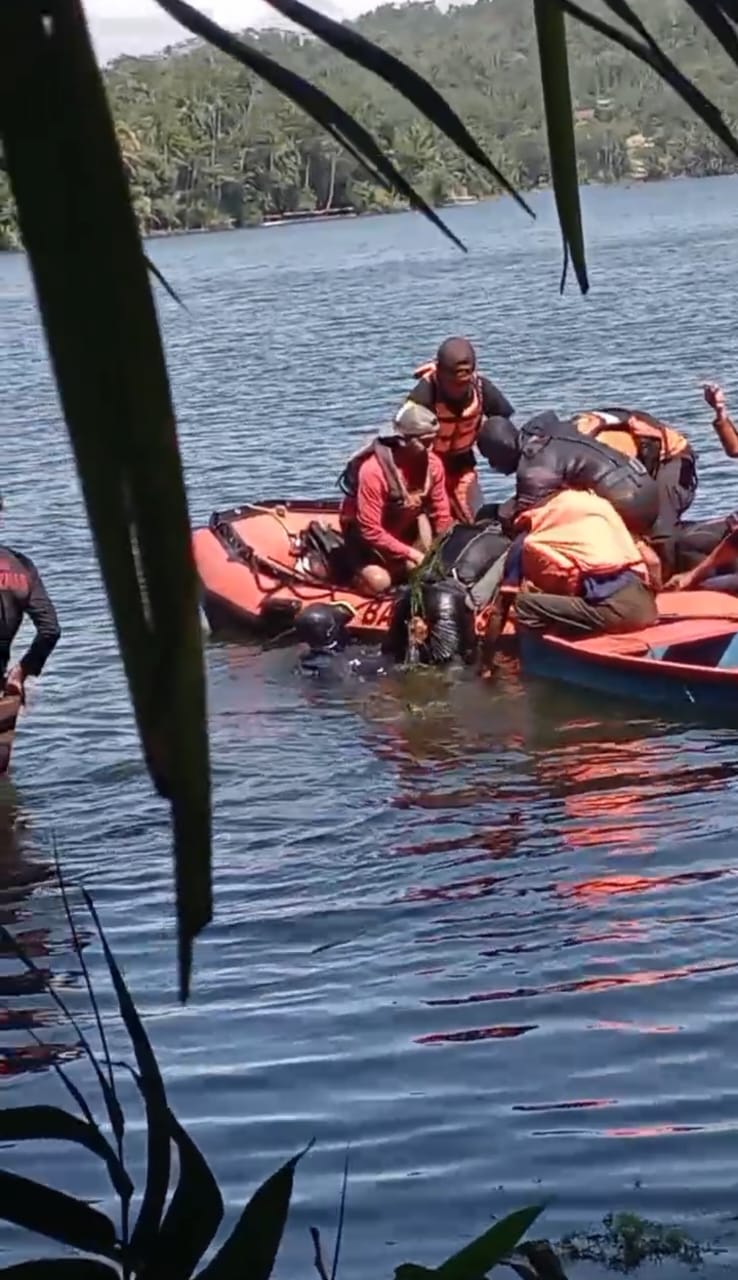 Seorang Pria Ditemukan Tewas Tenggelam Tersangkut Gulma di Waduk Penjalin Brebes