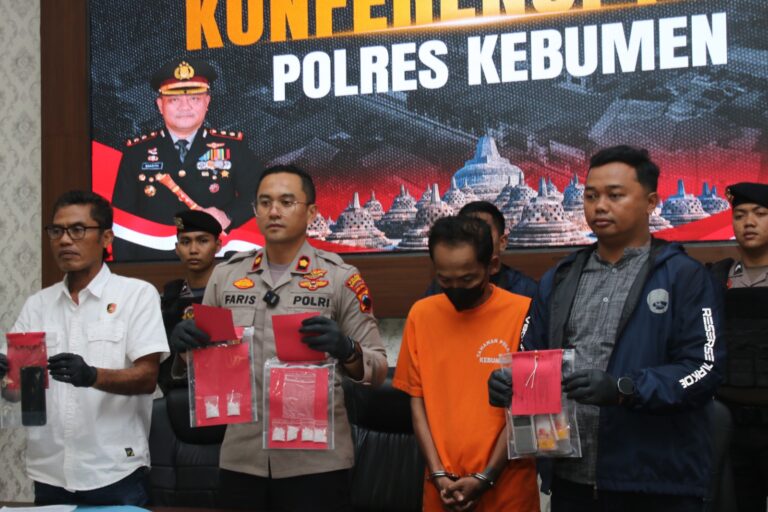 Kurir Sabu Lintas Kabupaten Diamankan Polres Kebumen, Sabu 29,4 Gram Jadi Barang Bukti