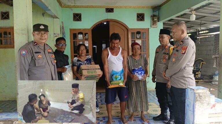 Polri Untuk Masyarakat”Ketua RT 03 Desa Sukakerta, Mengucapkan Terimakasih Kepada Kapolsek Tambelang Memberikan Sembako Untuk Warga Disabilitas