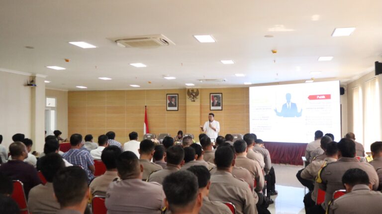 Tingkatkan Citra Polri, 160 Personel Polres Brebes Dilatih Komunikasi Publik Humanis