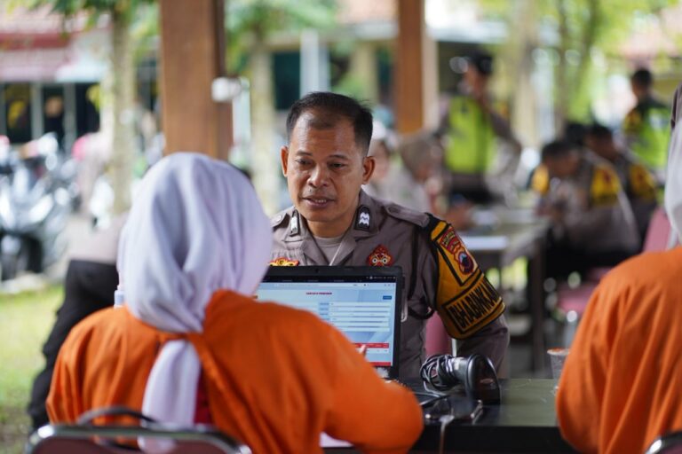 Dokkes Polresta Banyumas Gandeng PMI, Puluhan Kantong Darah Terkumpul