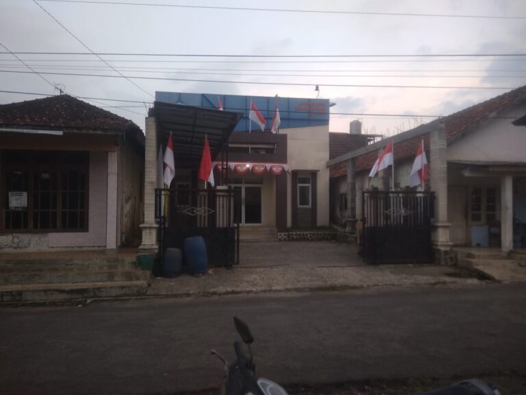 Pemerintah Desa Galih Timur Tonjong Di Duga Memakai Anggaran BUMDes  Berjumlah Ratusan Juta rupiah