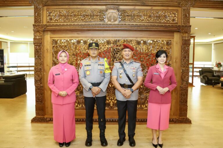 Ikuti Sertijab Dipimpin Kapolda, Kombes Pol Djoko Julianto Resmi Diangkat Sebagai Pejabat Baru Dirreskrimsus Polda Jateng