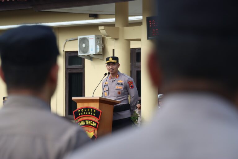 Soal Pelayanan Publik, Kapolres Kebumen: Tunjukkan Empati, Jauhi Pelanggaran