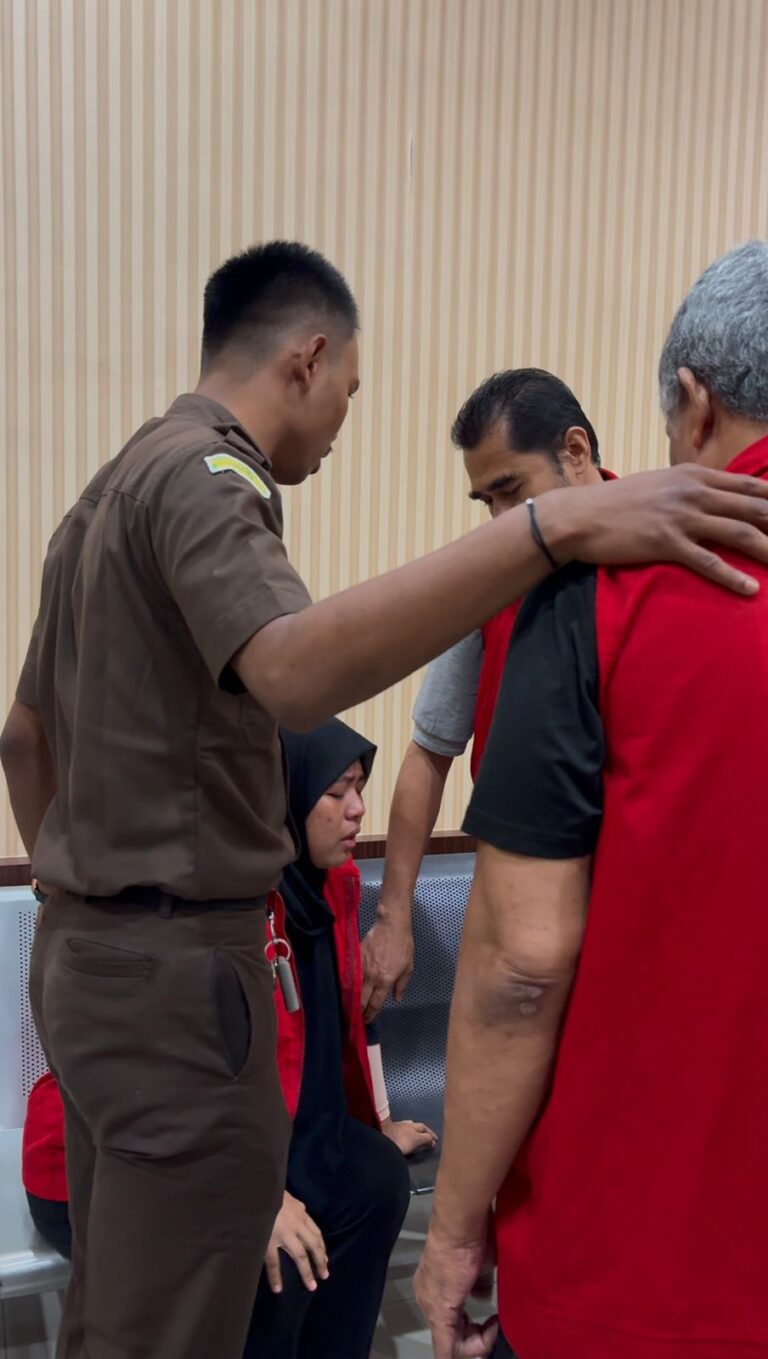 PEMBACAAN TUNTUTAN SEUMUR HIDUP PERKARA NARRKOTIKA GOLONGAN I ATAS NAMA MUHAMMAD KHAIRUL BIN SHAWAL, DAHLIA BINTI ROFIE, ZULKIFLI Als JOEY Bin KERNENI