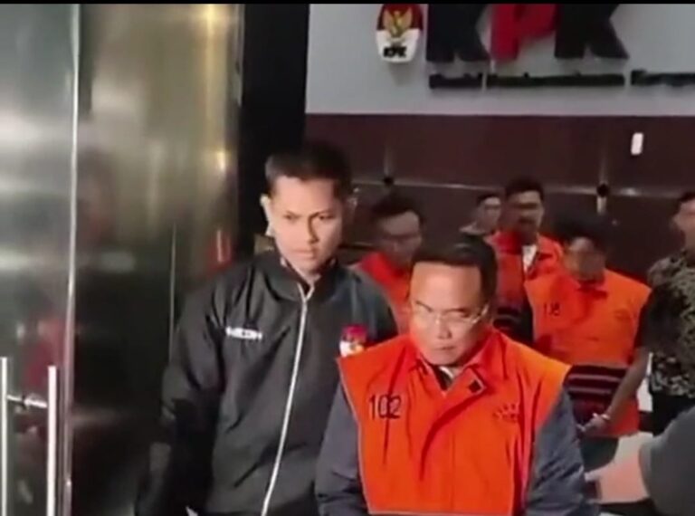 KPK Gelar OTT di Pati: Bupati dan Uang Rp2,5 Miliar Diamankan