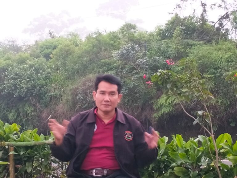 Operasi Intelijen Khusus Pengintaian dan Pelacakan Keberadaan Ayatullah Ali Khamenei