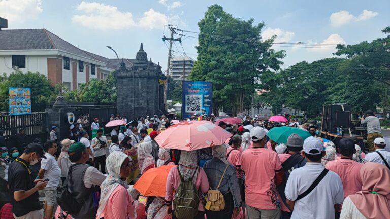 Aksi Damai Berujung Harapan: Ribuan Anggota BLN Diterima Polda Jateng, Dialog Dibuka