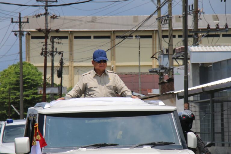 Polda Jateng dan Jajaran Amankan Jalur Lintasan VVIP, Kunjungan Presiden RI di Magelang Berlangsung Aman dan Kondusif