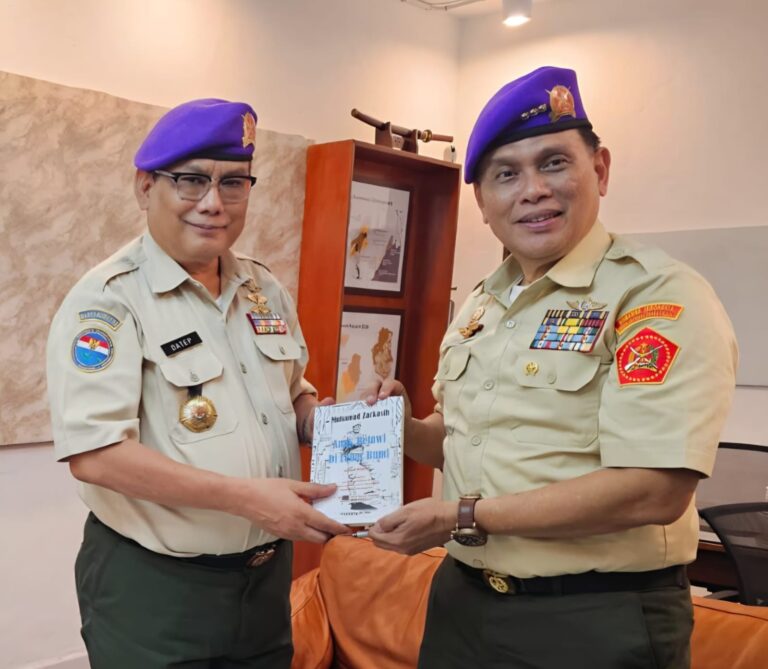 Resimen Mahasiswa Indonesia: Pengabdian Tanpa Batas untuk NKRI